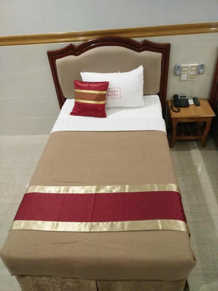 Hotel Nylon Mandalay Luaran gambar