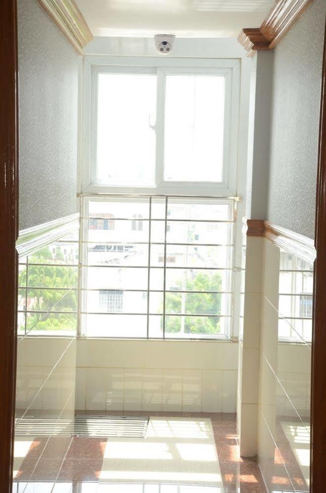 Hotel Nylon Mandalay Luaran gambar